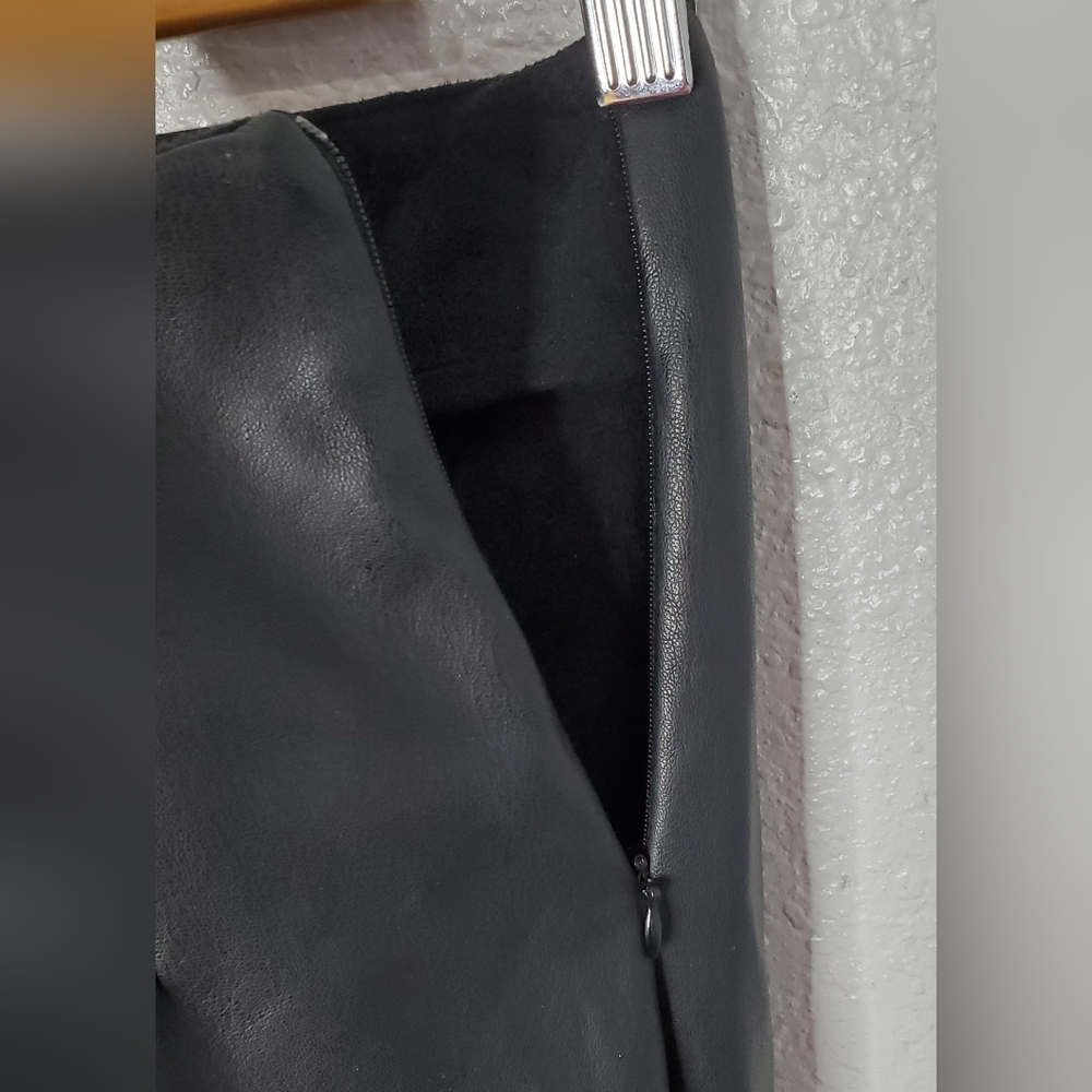 Asos Design Black Faux Leather High-Waisted Stretch Flared Pants Size 2 - Picture 7 of 8